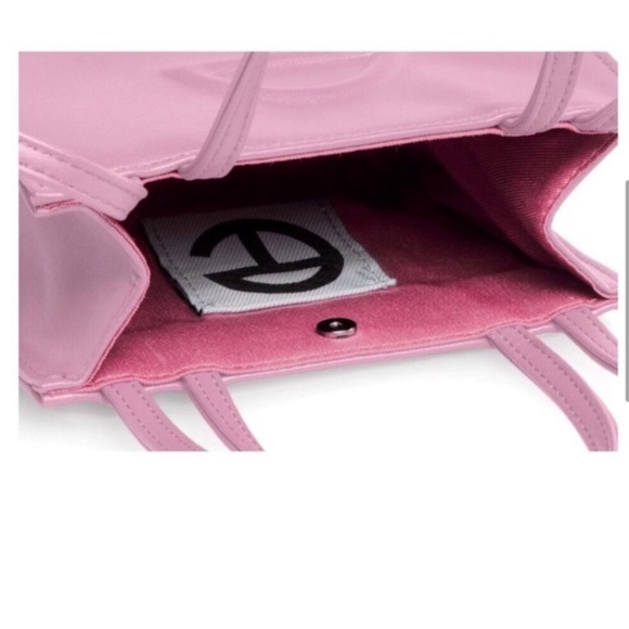 RARE bubblegum telfar bag - Picture 5 of 8